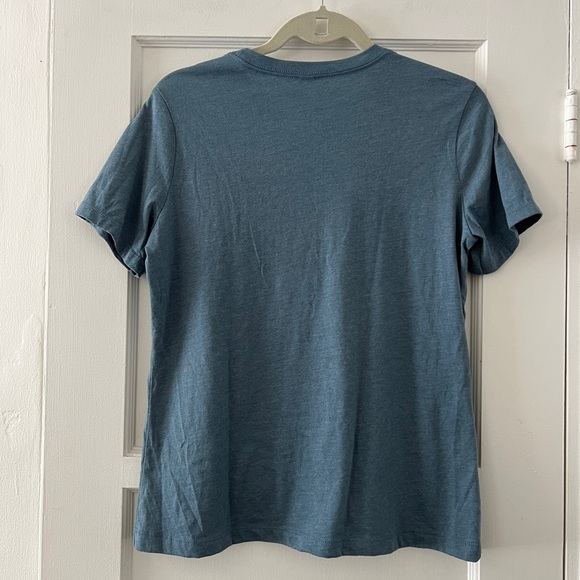 Santa Barbara Running Co. Tee workout top t-shirt California blue pink Medium - Picture 7 of 7